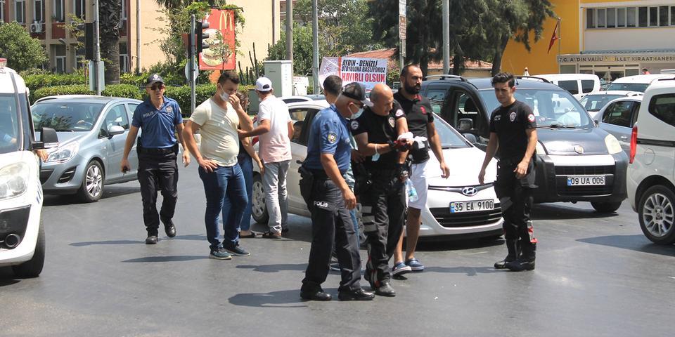 AYDIN'DA TRAFİK KAZASI: 2 POLİS MEMURU YARALANDI