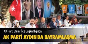 AK Parti Efeler İlçe Başkanlığınca Kurban Bayramı dolayısıyla bayramlaşma programı düzenlendi. ( Ferdi Uzun - Anadolu Ajansı )