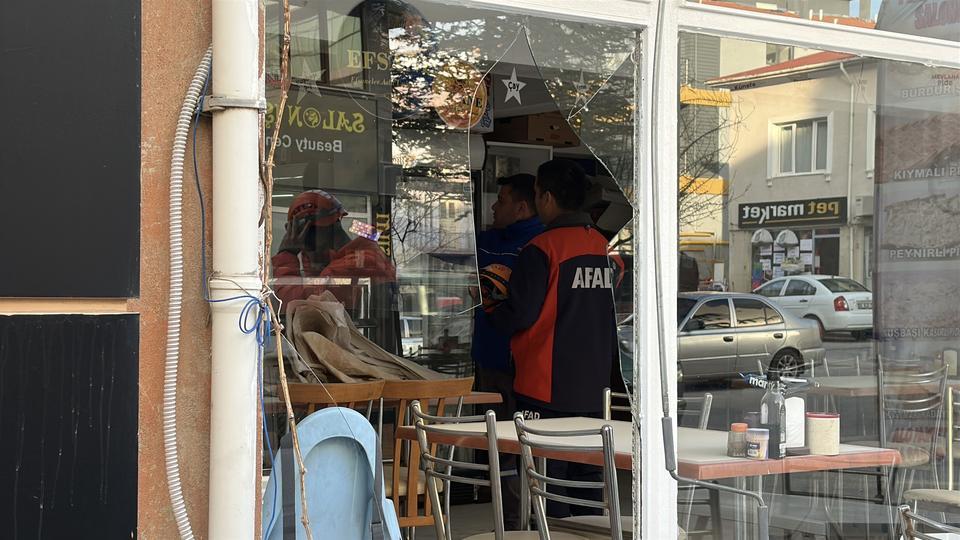 Pide salonunda doğalgaz patlaması