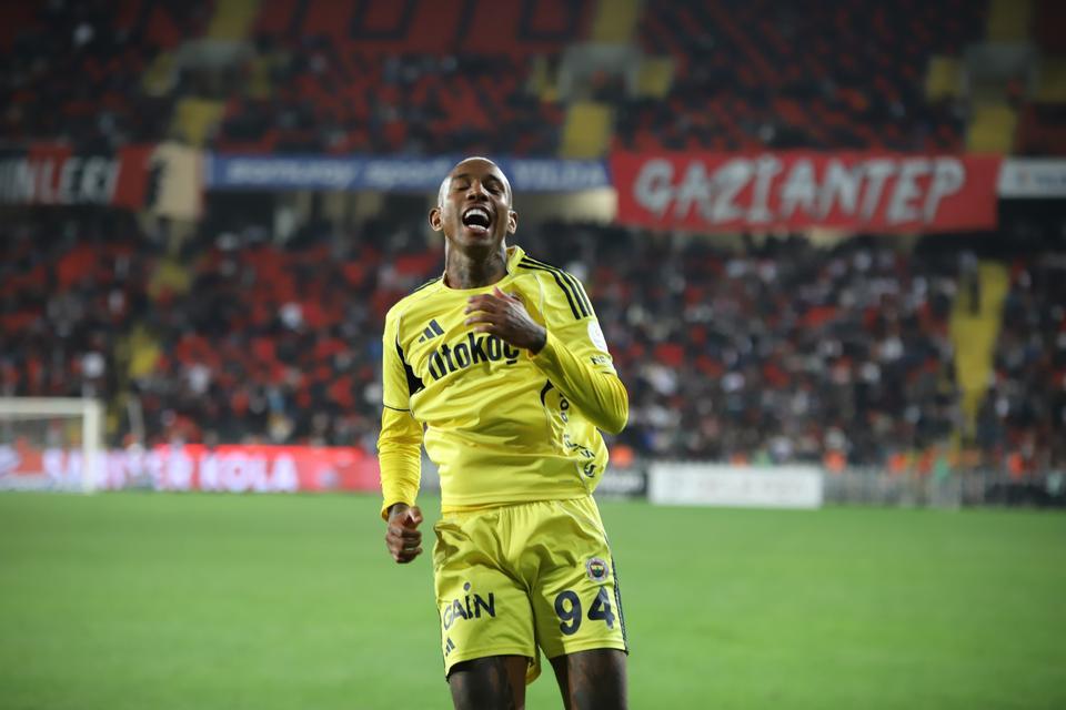 Talisca'dan, Gaziantep'te 7 dakikada 2 gol