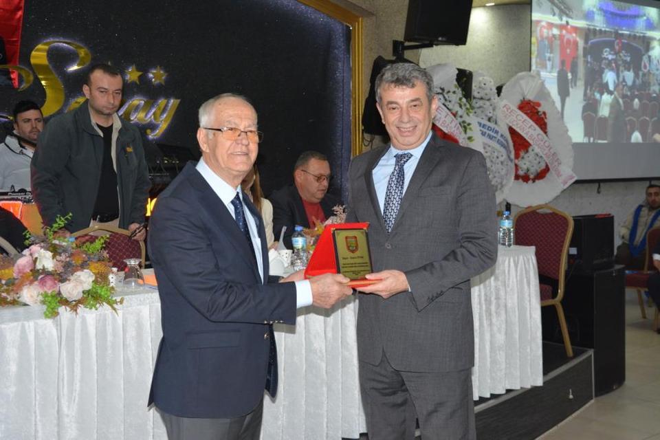 Başkan Künkcü: "Hüsnü başkanımıza sıkılan kurşun, birlik ve beraberliğimize sıkılmıştır"