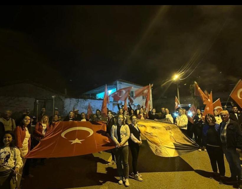 Alanlı sokaklarında Cumhuriyet coşkusu