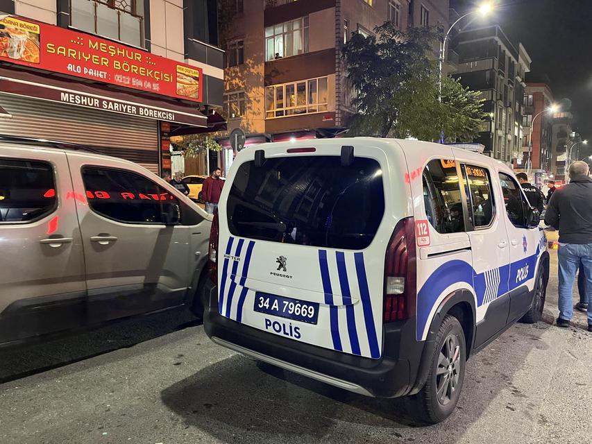 Eski eşinin birlikte yaşadığı adamı silahla öldürüp kendini vurdu