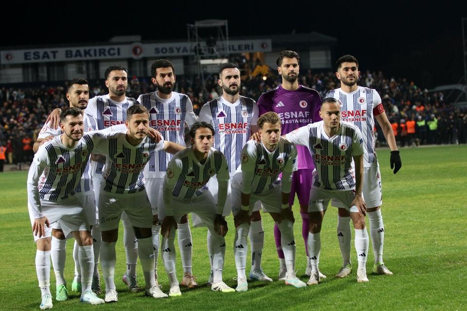 Fethiyespor, evinde Galatasaray'a mağlup oldu