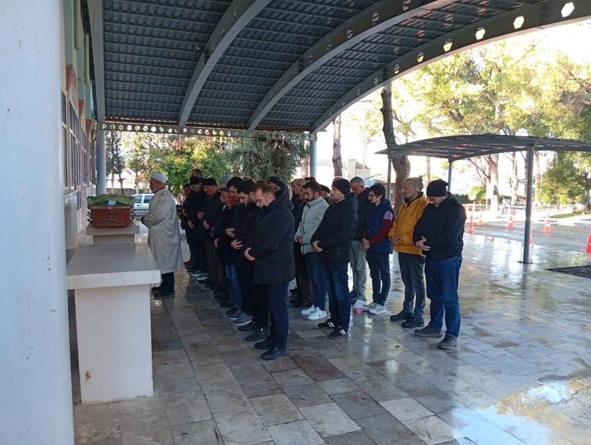 Fırtınada kahreden ölüm: Şehit kardeşi çatıda hayatını kaybetti