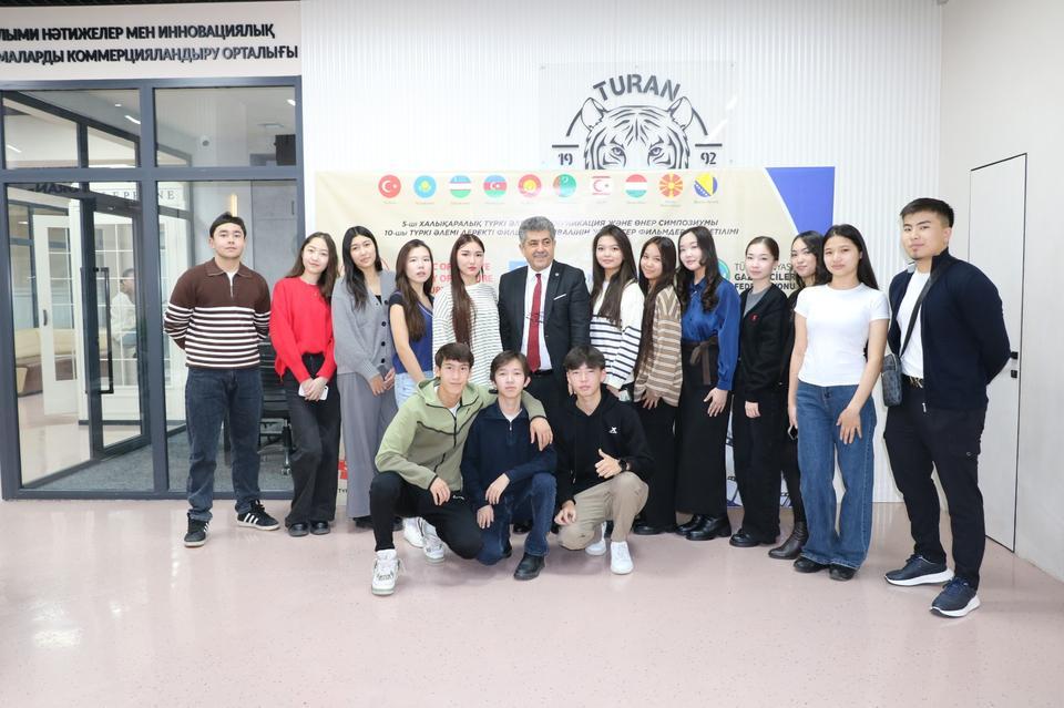 Türk Dünyası’nın sanat buluşması Almatı’da gerçekleşti