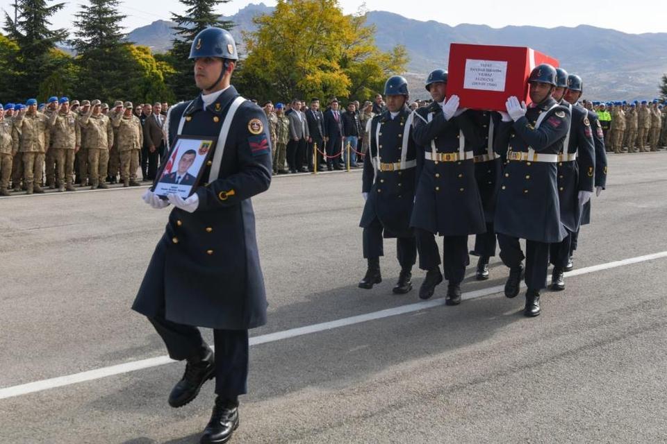 Uzman çavuş trafik kazasında hayatını kaybetti