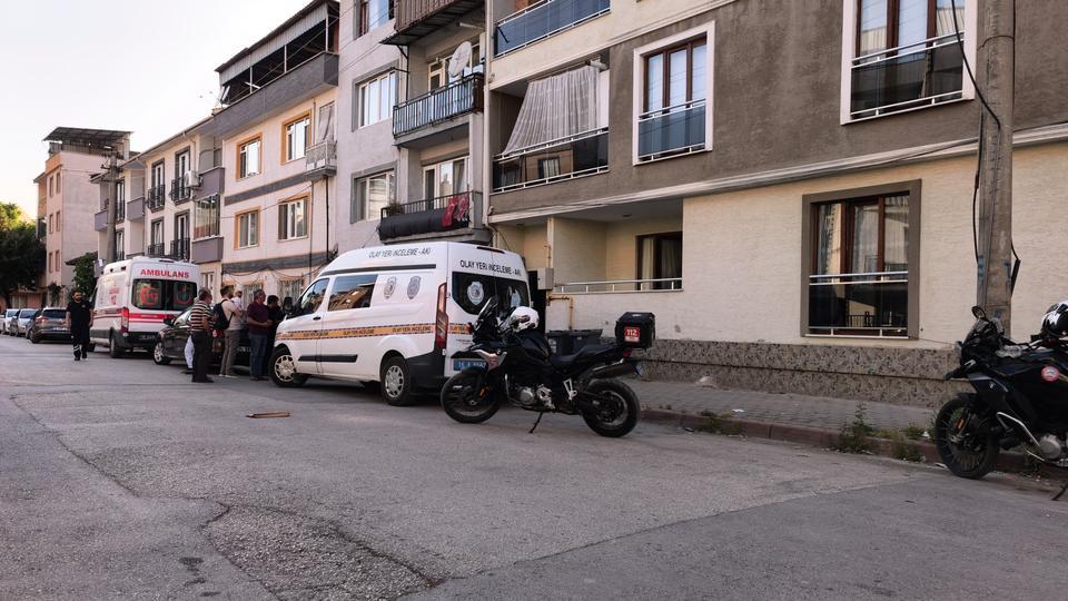 Yaşlı kadın evinde ölü bulundu