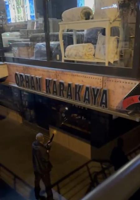 Dükkana pompalı tüfekli saldırı