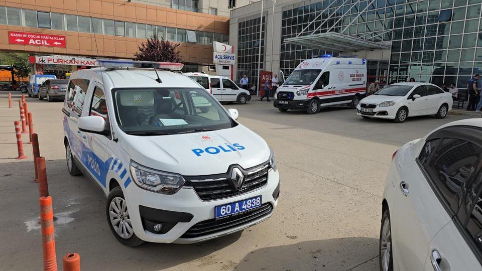 Amcasını tüfekle vurdu