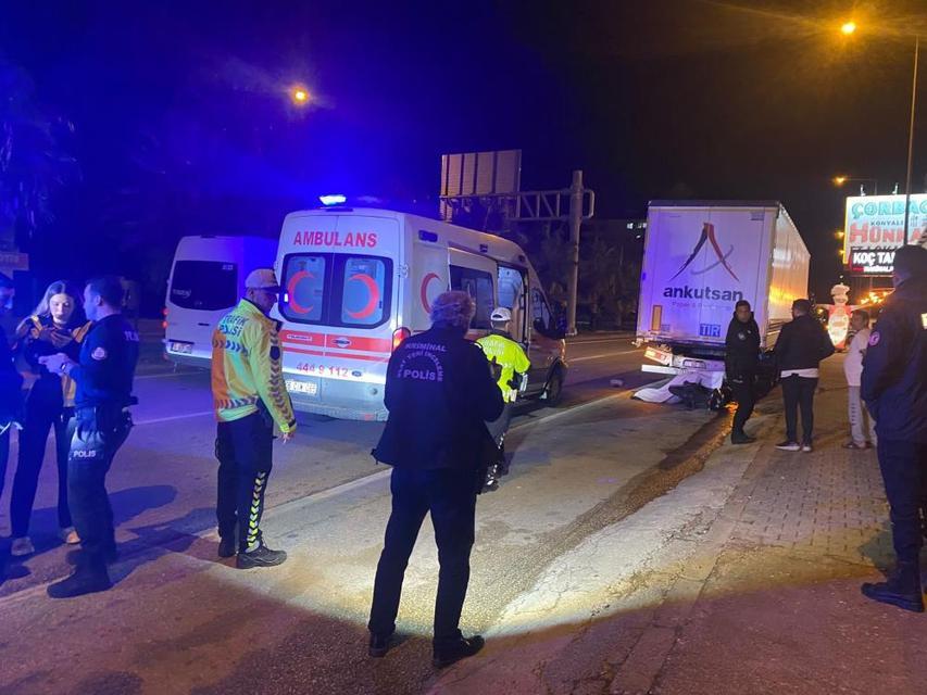 Motosikletli genç kazada hayatını kaybetti