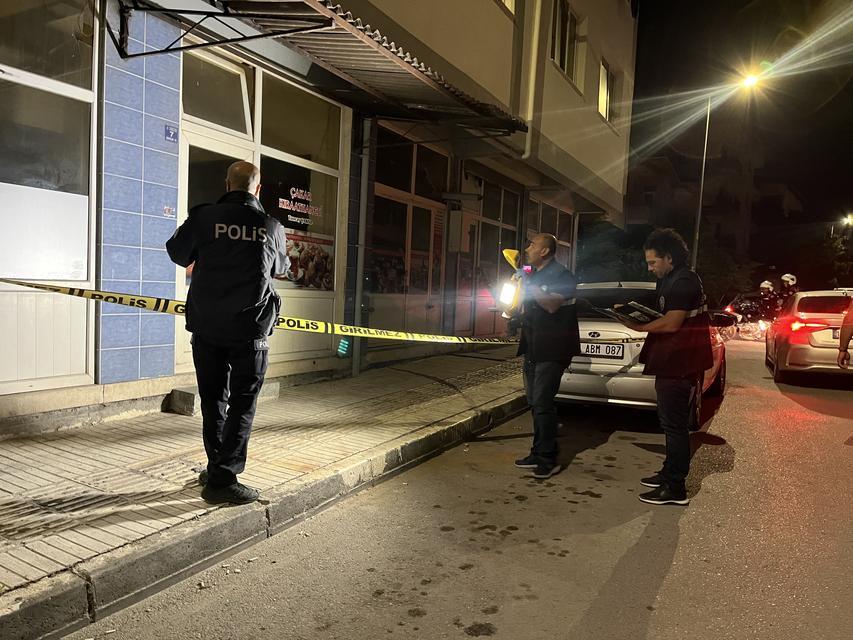 İki grup arasında bıçaklı kavga: 1 yaralı