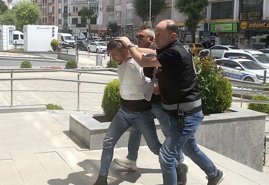 ÇORUM'DAKİ CİNAYETTE 3 TUTUKLAMA