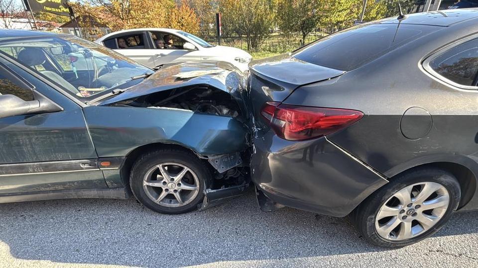 Zincirleme kaza: 3 yaralı