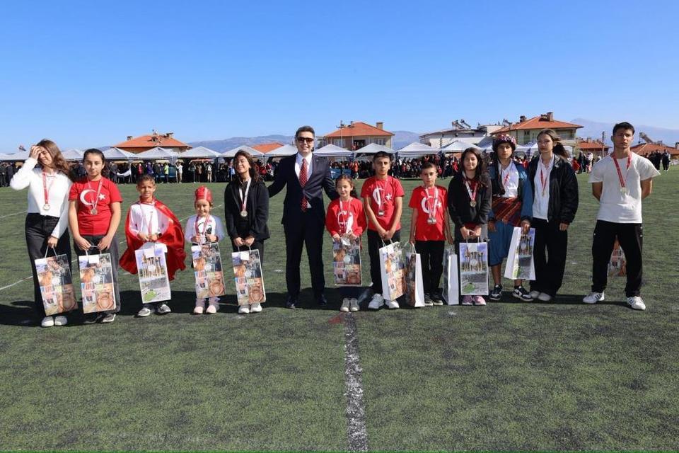 Karacasu'da Cumhuriyet’in 102. yılı coşkuyla kutlandı