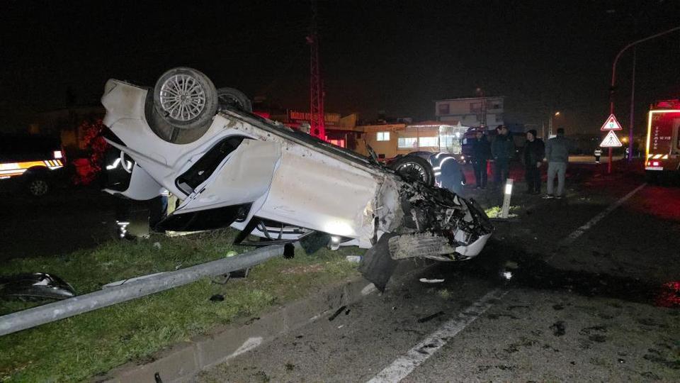 Otomobil takla attı: 1 yaşındaki bebek öldü, anne ve baba yaralandı