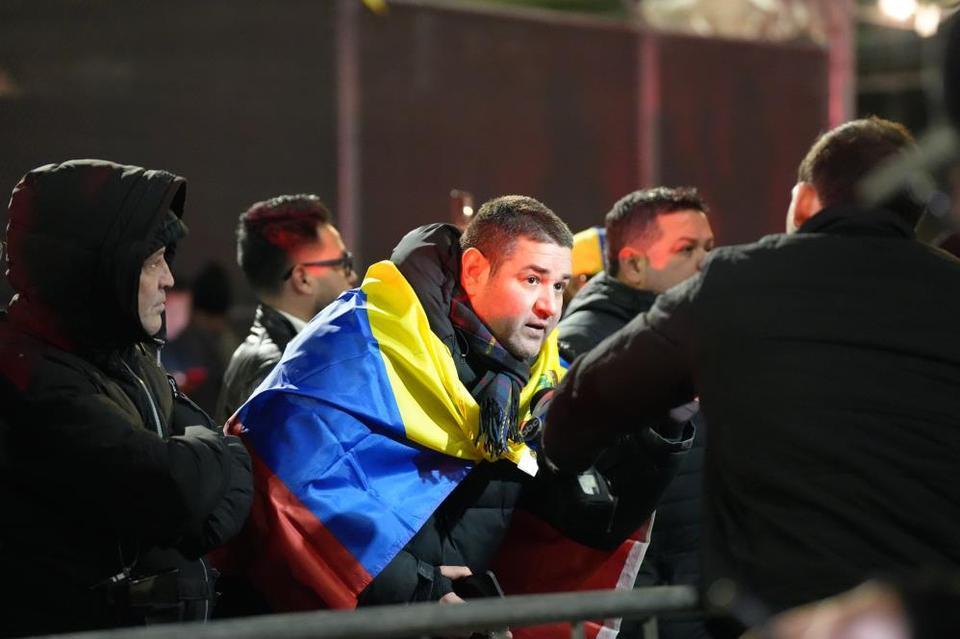 ABD’de tarihi operasyon: Venezuela Devlet Başkanı Maduro ve eşi Manhattan’da gözaltına alındı