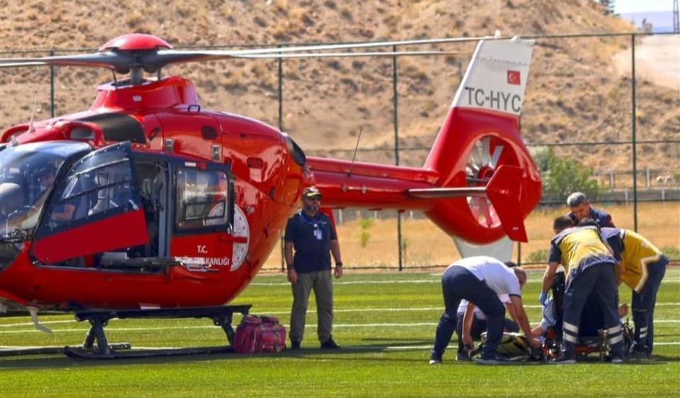 Kalp krizi şüphesi bulunan hasta hava ambulansıyla sevk edildi