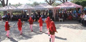 Kuyucak’ın  Pamukören Mahallesi Pamukören İlkokulu’nda İlköğretim Haftası Kutlama Programı düzenlendi.