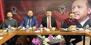 AK Parti Konak İlçe Başkanı Başdaş'tan, Batur'a "proje" eleştirisi