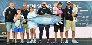 İzmir'in Çeşme ilçesinde bu yıl 14'üncüsü düzenlenen Big Fish Türkiye Turnuvası, ödül töreniyle sona erdi. ( Göksel Kayseri - Anadolu Ajansı )