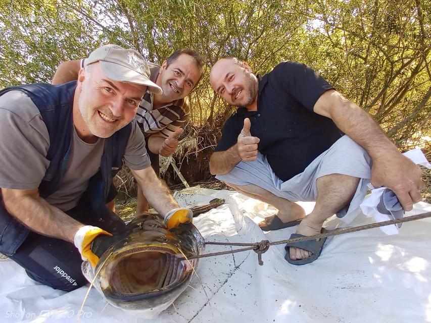 Denizli'de amatör avcılar, 40 kiloluk yayın balığı yakaladı