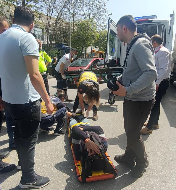 Aydın'da hafif ticari araçla çarpışan motosiklet sürücüsü yaralandı