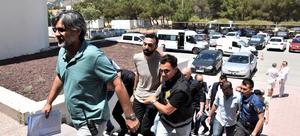 Bodrum'da hükümlünün yakalanmasına engel oldukları iddiasıyla 9 kişi tutuklandı