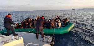 İzmir ve Aydın açıklarında 41 düzensiz göçmen kurtarıldı