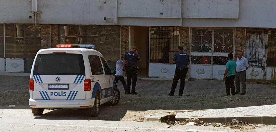 Balıkesir'de binanın altıncı katından düşen 2 yaşındaki çocuk yaşamını yitirdi