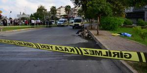 Antalya'da yolcu otobüsünden inen kişi silahlı saldırı sonucu öldü