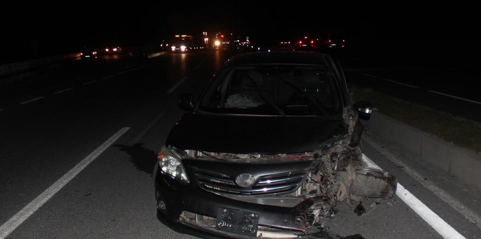 Aydın'da 2 otomobilin çarpışması sonucu 3 kişi yaralandı