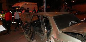 Manisa'da iki otomobilin çarpışması sonucu 3 kişi yaralandı