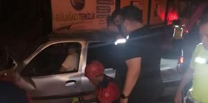 Denizli'de iki otomobilin çarpıştığı kazada 1 kişi öldü, 4 kişi yaralandı