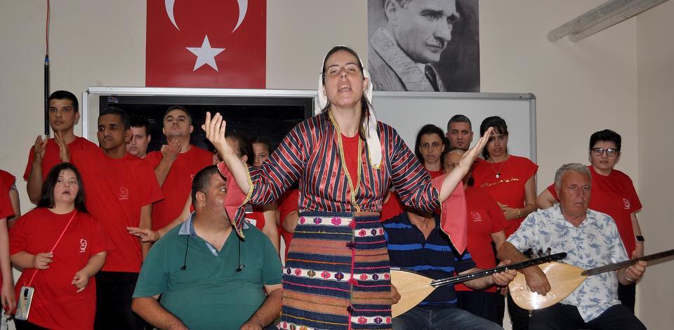 Türk Kızılay Kadın Koordinasyon Kurulu üçüncü toplantısı İzmir’de yapıldı