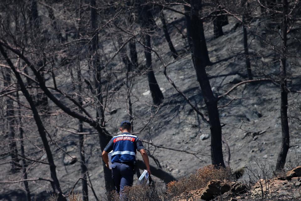 Datça'daki orman yangınının başladığı bölgede bulunan trafoda inceleme yapıldı