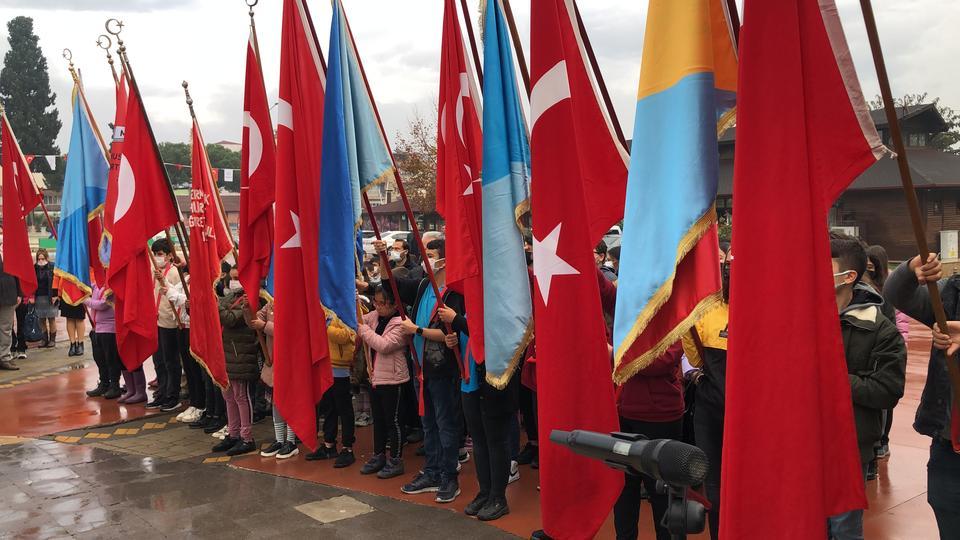 Aydın'ın Germencik ilçesinde 24 Kasım Öğretmenler Günü dolaysıyla tören düzenlendi. ( Necip Uyanık - Anadolu Ajansı )