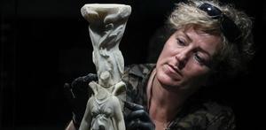 Mitolojinin zafer tanrıçası "Nike"ye adanan eserler ilk kez İzmir Müzesi'nde