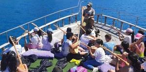 Demre'de 306 öğrencinin katılımıyla tekne gezisi düzenlendi