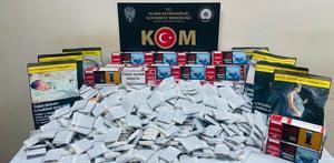 İzmir'in 3 ilçesindeki kaçak sigara operasyonunda 5 kişi yakalandı