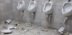 Afyonkarahisar'da umumi tuvalete zarar verildi
