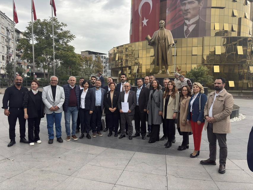 CHP Aydın İl Başkanı Saatçı, mazbatasını aldı