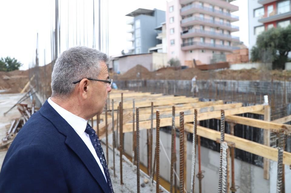 KÖŞK'TE YARI OLİMPİK YÜZME HAVUZUNDA ÇALIŞMALAR HIZ KESMİYOR