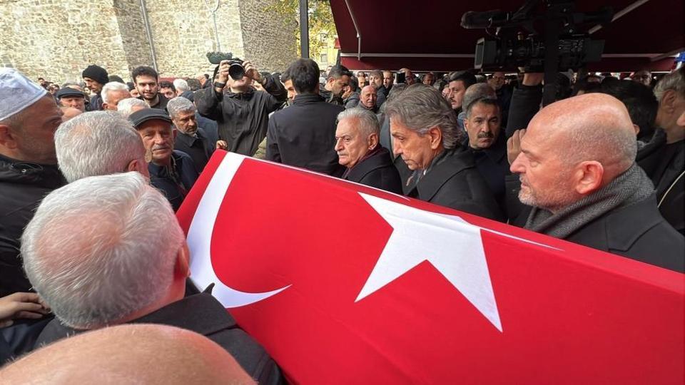 AK Partili eski vekilin acı günü