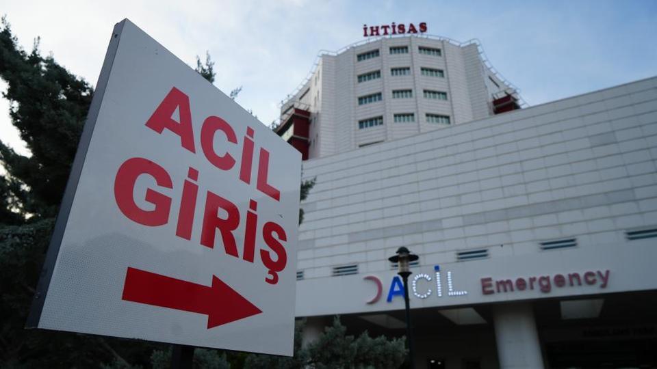 Kavşakta feci çarpışma! 6 kişi hastanelik oldu