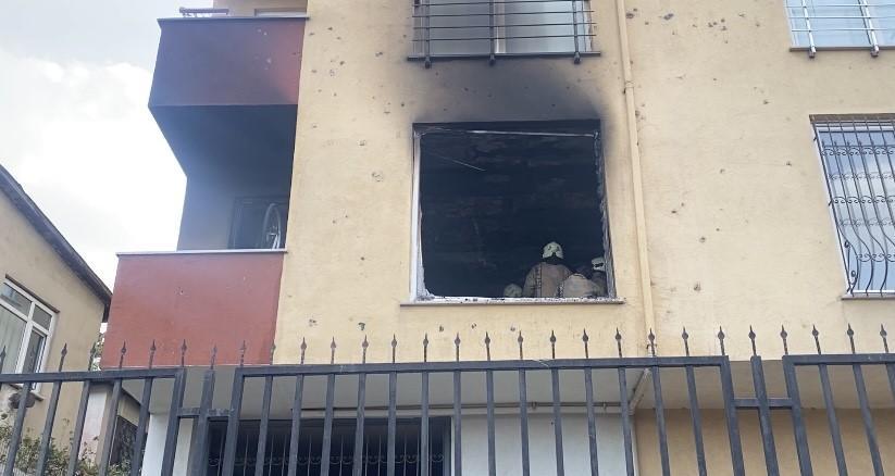 5 katlı binada çıkan yangın paniğe neden oldu