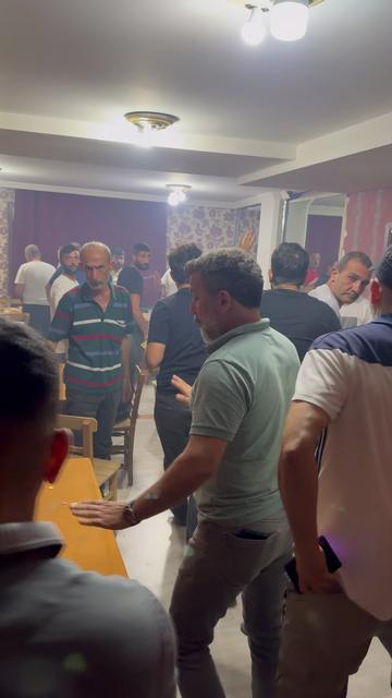 Çift çelik kapılı kumarhaneye 'koçbaşı' ile baskın: 49 şahıs yakalandı