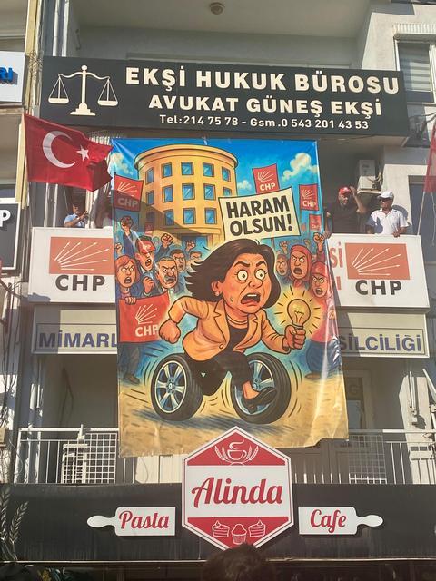 Çerçioğlu'na yanıt: "Yolumuzdan geri adım attırılamaz"