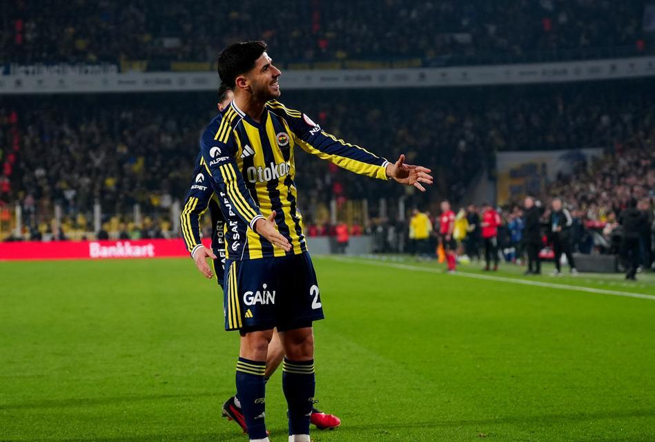 Marco Asensio, sarı-lacivertli formayla 9. golüne ulaştı