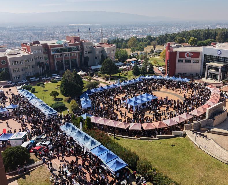 ADÜ Öğrenci Toplulukları Tanıtım Günleri başladı